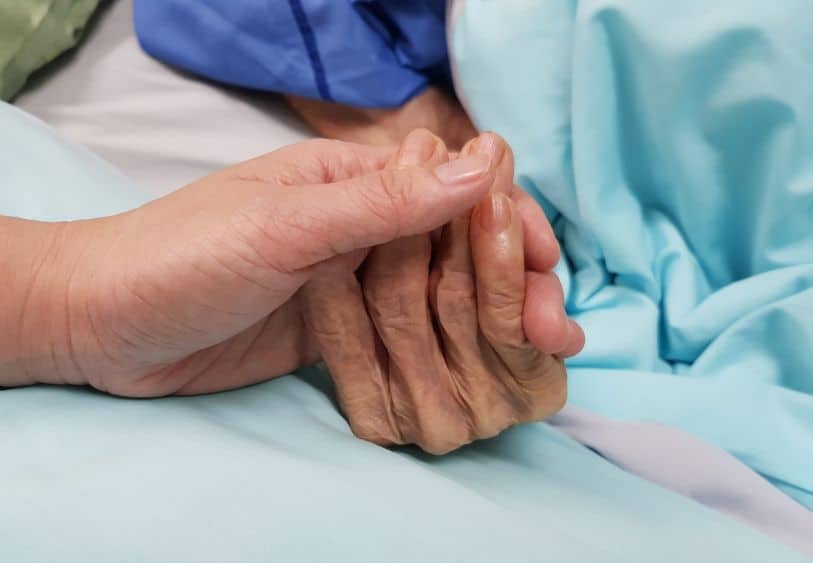 Cuidados paliativos en adultos mayores: