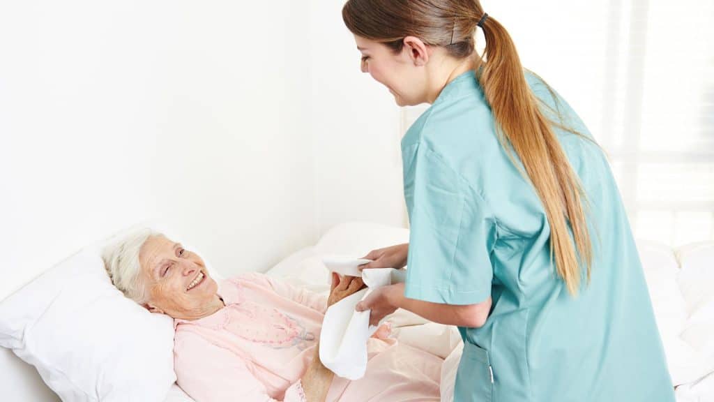 Lavado en cama del paciente: guía práctica