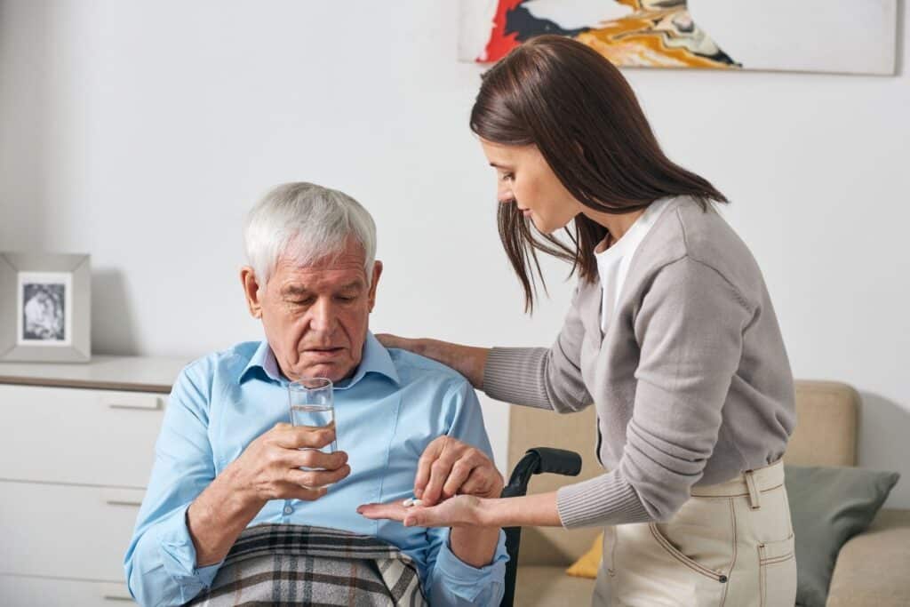 Enfermedades renales en adultos mayores: causas, síntomas y cuidados